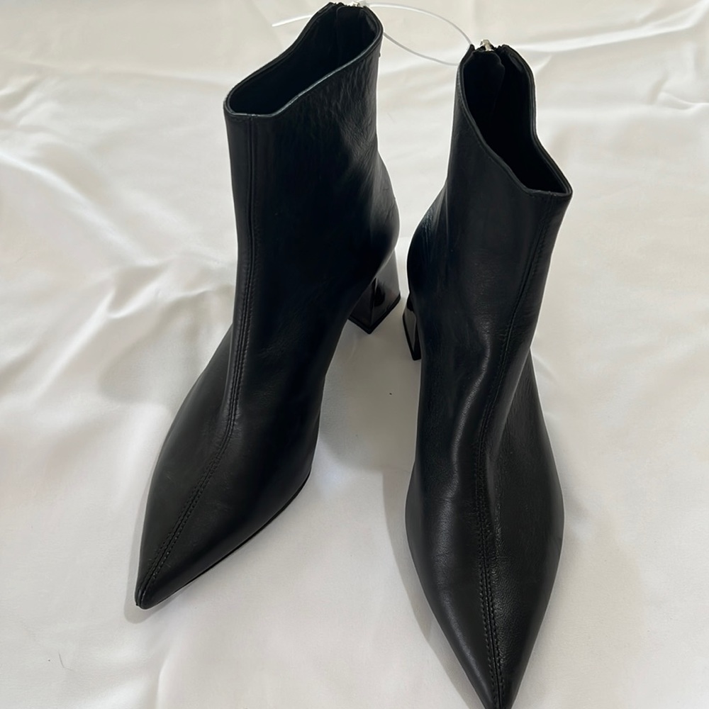 COPY - AGL boots Veta Precious Bootie (Women) size 9